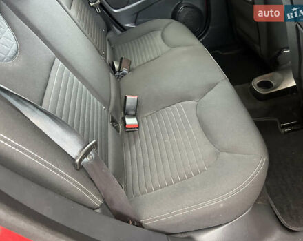 Червоний Рено Кліо, об'ємом двигуна 1.2 л та пробігом 167 тис. км за 9200 $, фото 52 на Automoto.ua