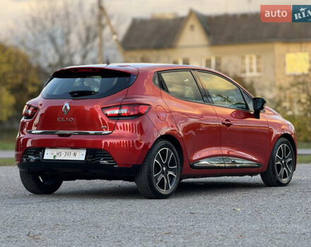 Рено Кліо 2015 у Дубно на Automoto.ua Червоний Рено Кліо, об'ємом двигуна 1.5 л та пробігом 200 тис. км за 8350 $, фото 26 на Automoto.ua