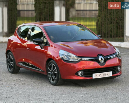 Рено Кліо 2015 у Дубно на Automoto.ua Червоний Рено Кліо, об'ємом двигуна 1.5 л та пробігом 200 тис. км за 8350 $, фото 16 на Automoto.ua
