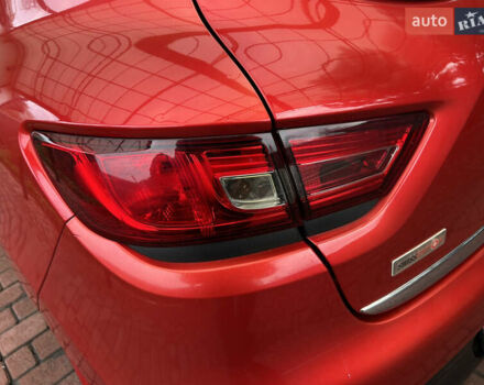 Червоний Рено Кліо, об'ємом двигуна 1.2 л та пробігом 167 тис. км за 9200 $, фото 17 на Automoto.ua