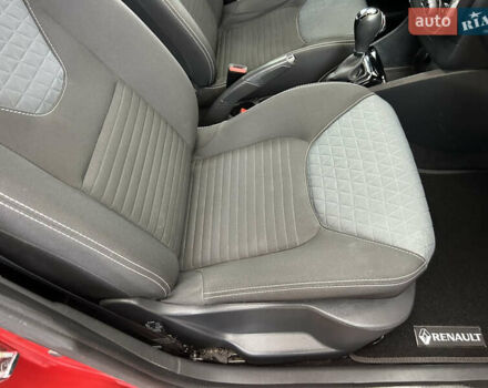 Червоний Рено Кліо, об'ємом двигуна 1.2 л та пробігом 167 тис. км за 9200 $, фото 58 на Automoto.ua