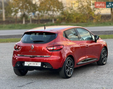 Рено Кліо 2015 у Дубно на Automoto.ua Червоний Рено Кліо, об'ємом двигуна 1.5 л та пробігом 200 тис. км за 8350 $, фото 27 на Automoto.ua