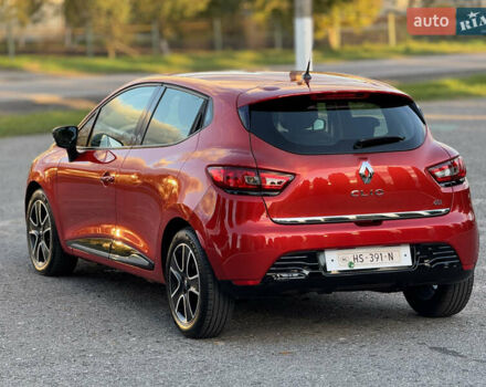 Рено Кліо 2015 у Дубно на Automoto.ua Червоний Рено Кліо, об'ємом двигуна 1.5 л та пробігом 200 тис. км за 8350 $, фото 35 на Automoto.ua