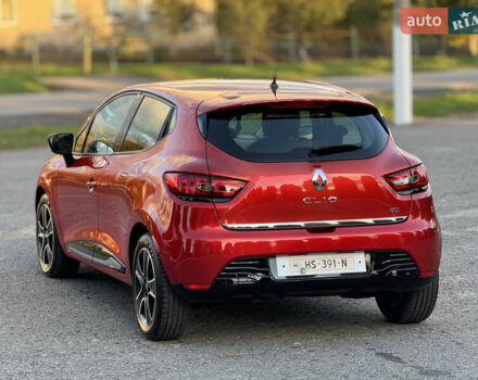Рено Кліо 2015 у Дубно на Automoto.ua Червоний Рено Кліо, об'ємом двигуна 1.5 л та пробігом 200 тис. км за 8350 $, фото 32 на Automoto.ua