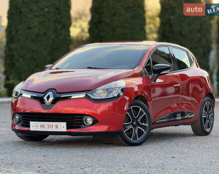 Рено Кліо 2015 у Дубно на Automoto.ua Червоний Рено Кліо, об'ємом двигуна 1.5 л та пробігом 200 тис. км за 8350 $, фото 39 на Automoto.ua