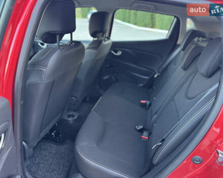 Рено Кліо 2015 у Дубно на Automoto.ua Червоний Рено Кліо, об'ємом двигуна 1.5 л та пробігом 200 тис. км за 8350 $, фото 64 на Automoto.ua