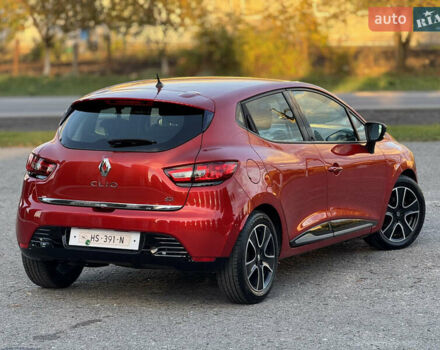 Рено Кліо 2015 у Дубно на Automoto.ua Червоний Рено Кліо, об'ємом двигуна 1.5 л та пробігом 200 тис. км за 8350 $, фото 44 на Automoto.ua