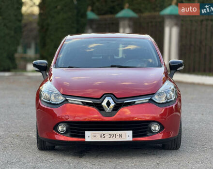 Рено Кліо 2015 у Дубно на Automoto.ua Червоний Рено Кліо, об'ємом двигуна 1.5 л та пробігом 200 тис. км за 8350 $, фото 12 на Automoto.ua