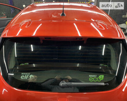 Червоний Рено Кліо, об'ємом двигуна 1.5 л та пробігом 242 тис. км за 7350 $, фото 9 на Automoto.ua
