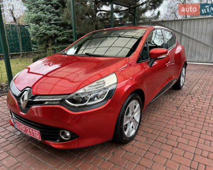Червоний Рено Кліо, об'ємом двигуна 1.2 л та пробігом 167 тис. км за 9200 $, фото 2 на Automoto.ua