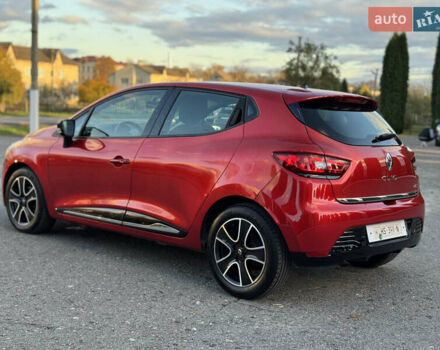 Рено Кліо 2015 у Дубно на Automoto.ua Червоний Рено Кліо, об'ємом двигуна 1.5 л та пробігом 200 тис. км за 8350 $, фото 38 на Automoto.ua