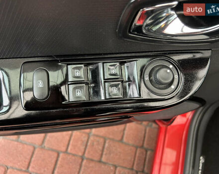 Червоний Рено Кліо, об'ємом двигуна 1.2 л та пробігом 167 тис. км за 9200 $, фото 40 на Automoto.ua