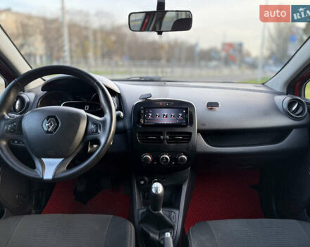 Червоний Рено Кліо, об'ємом двигуна 1.46 л та пробігом 222 тис. км за 7599 $, фото 12 на Automoto.ua