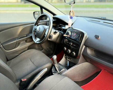 Червоний Рено Кліо, об'ємом двигуна 1.46 л та пробігом 222 тис. км за 7599 $, фото 8 на Automoto.ua