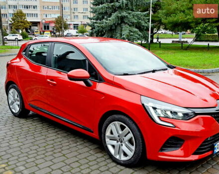 Красный Рено Клио, объемом двигателя 1.6 л и пробегом 165 тыс. км за 15800 $, фото 4 на Automoto.ua