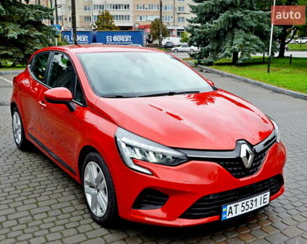 Красный Рено Клио, объемом двигателя 1.6 л и пробегом 165 тыс. км за 15800 $, фото 2 на Automoto.ua