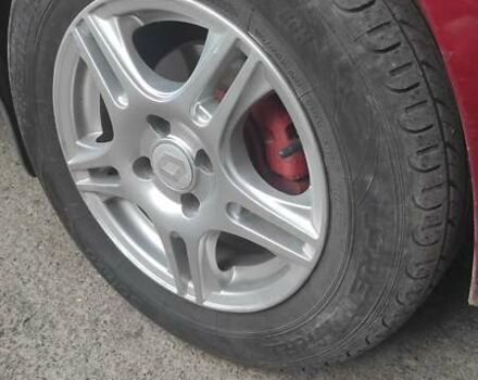 Рено Клио 2005 в Новый Роздол на Automoto.ua Красный Рено Клио, объемом двигателя 1.39 л и пробегом 201 тыс. км за 3100 $, фото 2 на Automoto.ua