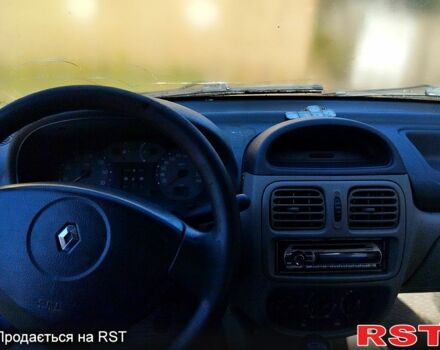 Рено Клио 2005 в Харькове на Automoto.ua Красный Рено Клио, объемом двигателя 1.4 л и пробегом 0 тыс. км за 2500 $, фото 1 на Automoto.ua