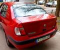 Красный Рено Клио, объемом двигателя 1.4 л и пробегом 271 тыс. км за 3200 $, фото 1 на Automoto.ua