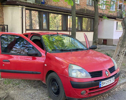 Красный Рено Клио, объемом двигателя 1.39 л и пробегом 220 тыс. км за 2100 $, фото 11 на Automoto.ua