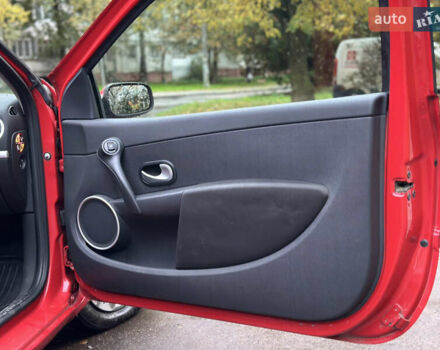 Рено Клио 2010 в Львове на Automoto.ua Красный Рено Клио, объемом двигателя 1.15 л и пробегом 205 тыс. км за 4950 $, фото 5 на Automoto.ua