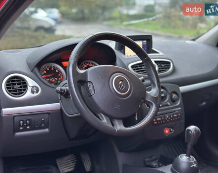Рено Клио 2010 в Львове на Automoto.ua Красный Рено Клио, объемом двигателя 1.15 л и пробегом 205 тыс. км за 4950 $, фото 10 на Automoto.ua
