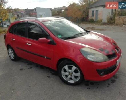 Красный Рено Клио, объемом двигателя 1.15 л и пробегом 202 тыс. км за 4900 $, фото 9 на Automoto.ua