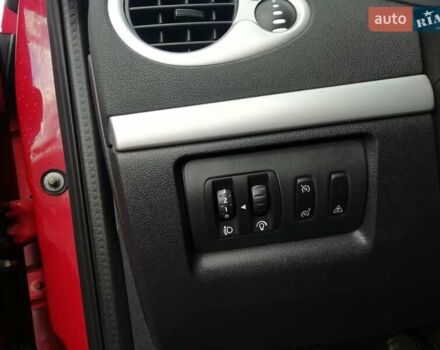 Красный Рено Клио, объемом двигателя 1.15 л и пробегом 202 тыс. км за 4900 $, фото 31 на Automoto.ua