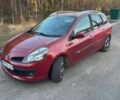 Красный Рено Клио, объемом двигателя 1.2 л и пробегом 178 тыс. км за 5650 $, фото 1 на Automoto.ua