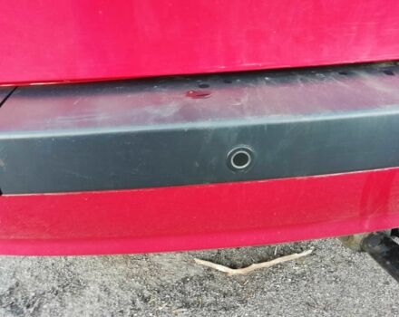 Красный Рено Клио, объемом двигателя 1.1 л и пробегом 202 тыс. км за 4900 $, фото 3 на Automoto.ua