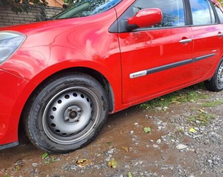 Червоний Рено Кліо, об'ємом двигуна 1.2 л та пробігом 180 тис. км за 4709 $, фото 1 на Automoto.ua