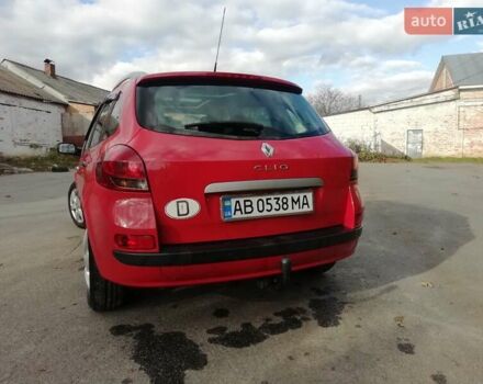 Красный Рено Клио, объемом двигателя 1.15 л и пробегом 202 тыс. км за 4900 $, фото 12 на Automoto.ua