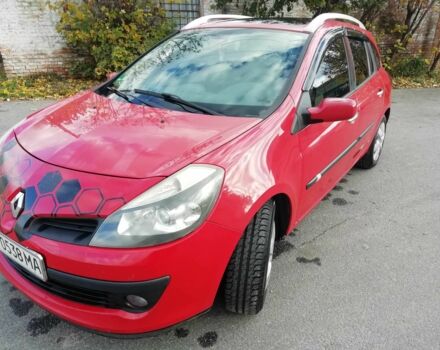 Красный Рено Клио, объемом двигателя 1.1 л и пробегом 202 тыс. км за 4900 $, фото 7 на Automoto.ua