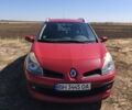 Красный Рено Клио, объемом двигателя 0 л и пробегом 290 тыс. км за 4800 $, фото 1 на Automoto.ua