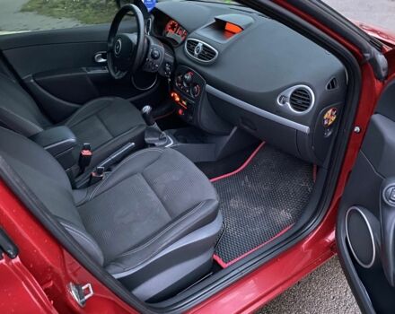 Червоний Рено Кліо, об'ємом двигуна 1.1 л та пробігом 227 тис. км за 5350 $, фото 4 на Automoto.ua