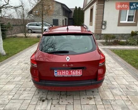 Красный Рено Клио, объемом двигателя 1.5 л и пробегом 230 тыс. км за 5950 $, фото 9 на Automoto.ua
