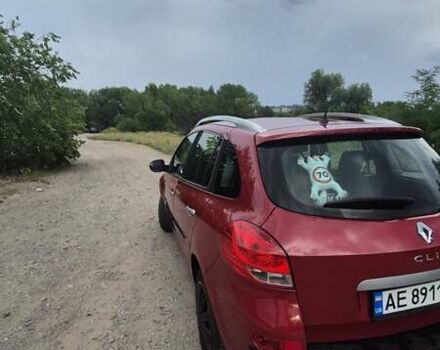 Червоний Рено Кліо, об'ємом двигуна 1.15 л та пробігом 144 тис. км за 5500 $, фото 4 на Automoto.ua