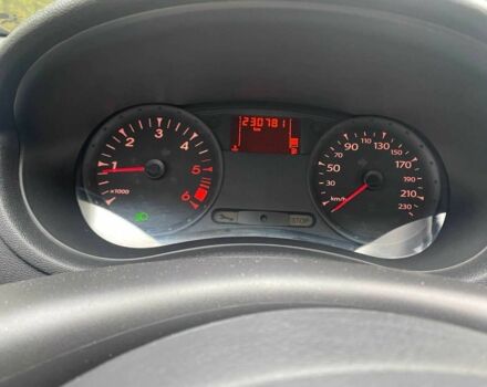 Рено Клио 2009 в Дубно на Automoto.ua Красный Рено Клио, объемом двигателя 1.5 л и пробегом 230 тыс. км за 6200 $, фото 21 на Automoto.ua