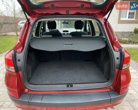 Красный Рено Клио, объемом двигателя 1.5 л и пробегом 230 тыс. км за 5950 $, фото 21 на Automoto.ua