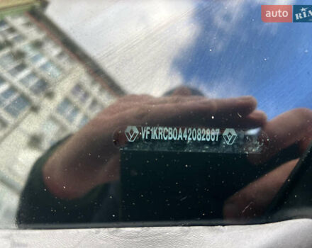 Красный Рено Клио, объемом двигателя 1.6 л и пробегом 240 тыс. км за 6999 $, фото 36 на Automoto.ua