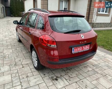 Красный Рено Клио, объемом двигателя 1.5 л и пробегом 230 тыс. км за 5950 $, фото 10 на Automoto.ua