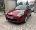 Красный Рено Клио, объемом двигателя 1.5 л и пробегом 230 тыс. км за 6200 $, фото 1 на Automoto.ua