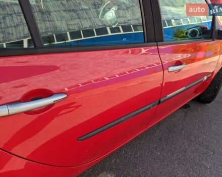 Рено Кліо 2009 у Белой Церкве на Automoto.ua Червоний Рено Кліо, об'ємом двигуна 1.15 л та пробігом 154 тис. км за 4900 $, фото 11 на Automoto.ua