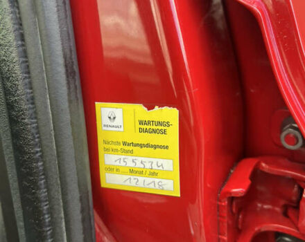 Красный Рено Клио, объемом двигателя 1.6 л и пробегом 240 тыс. км за 6999 $, фото 38 на Automoto.ua