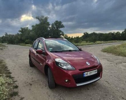 Червоний Рено Кліо, об'ємом двигуна 1.15 л та пробігом 144 тис. км за 5500 $, фото 1 на Automoto.ua