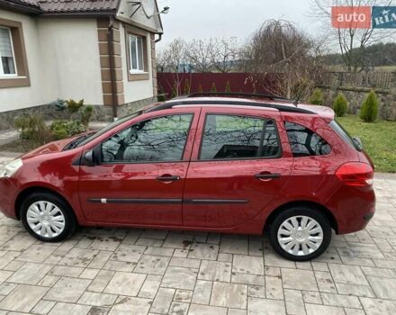 Красный Рено Клио, объемом двигателя 1.5 л и пробегом 230 тыс. км за 5950 $, фото 13 на Automoto.ua