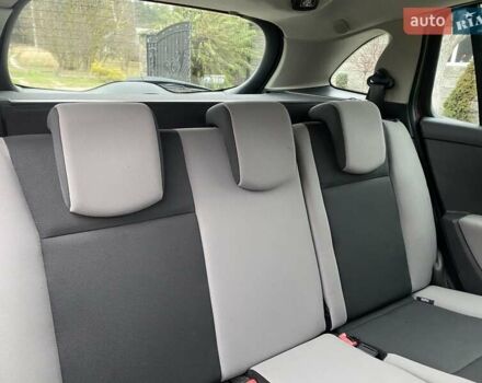 Красный Рено Клио, объемом двигателя 1.5 л и пробегом 230 тыс. км за 5950 $, фото 20 на Automoto.ua