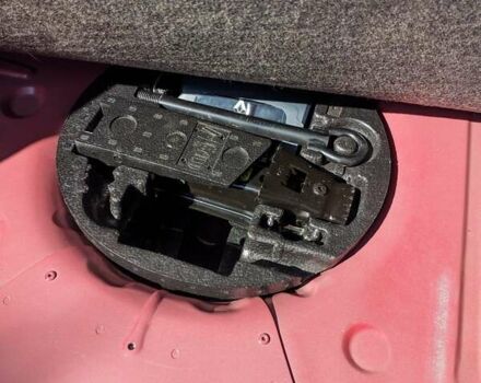 Рено Кліо 2009 у Белой Церкве на Automoto.ua Червоний Рено Кліо, об'ємом двигуна 1.15 л та пробігом 154 тис. км за 4900 $, фото 13 на Automoto.ua