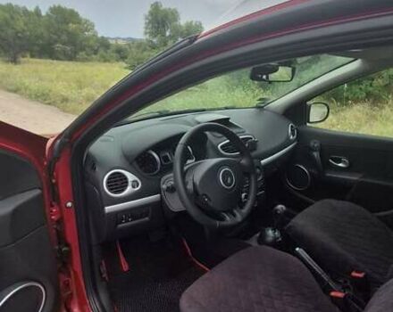 Червоний Рено Кліо, об'ємом двигуна 1.15 л та пробігом 144 тис. км за 5500 $, фото 2 на Automoto.ua