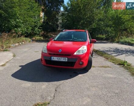 Рено Кліо 2009 у Белой Церкве на Automoto.ua Червоний Рено Кліо, об'ємом двигуна 1.15 л та пробігом 154 тис. км за 4900 $, фото 1 на Automoto.ua